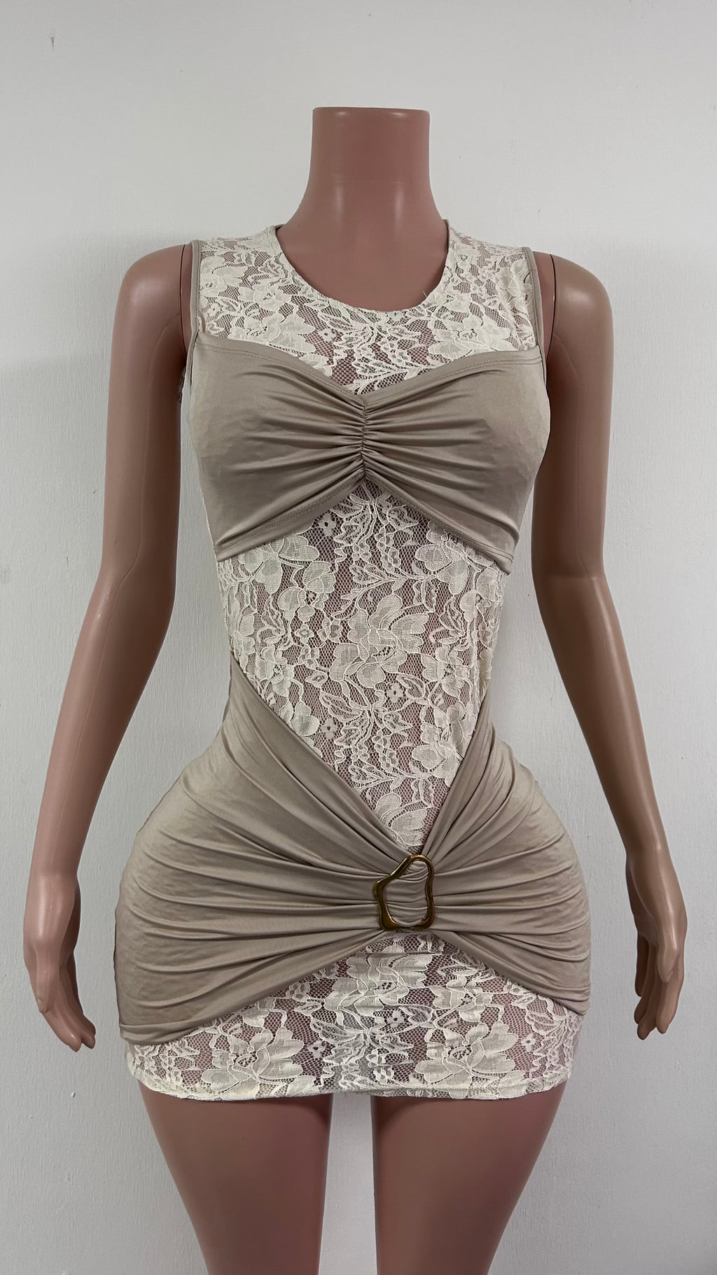 VESTIDO ENCAJE