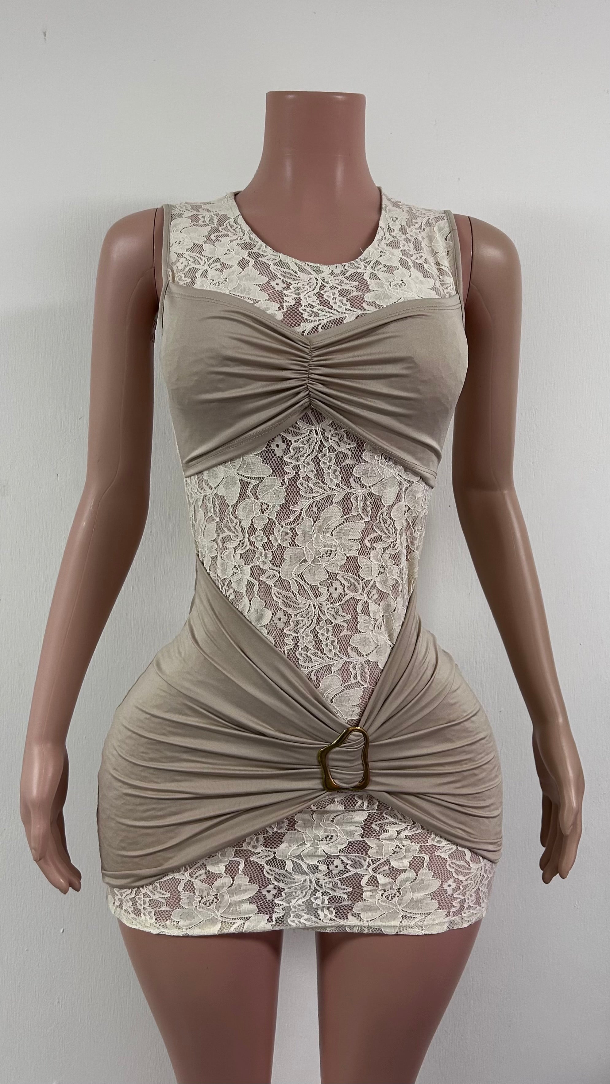 VESTIDO ENCAJE