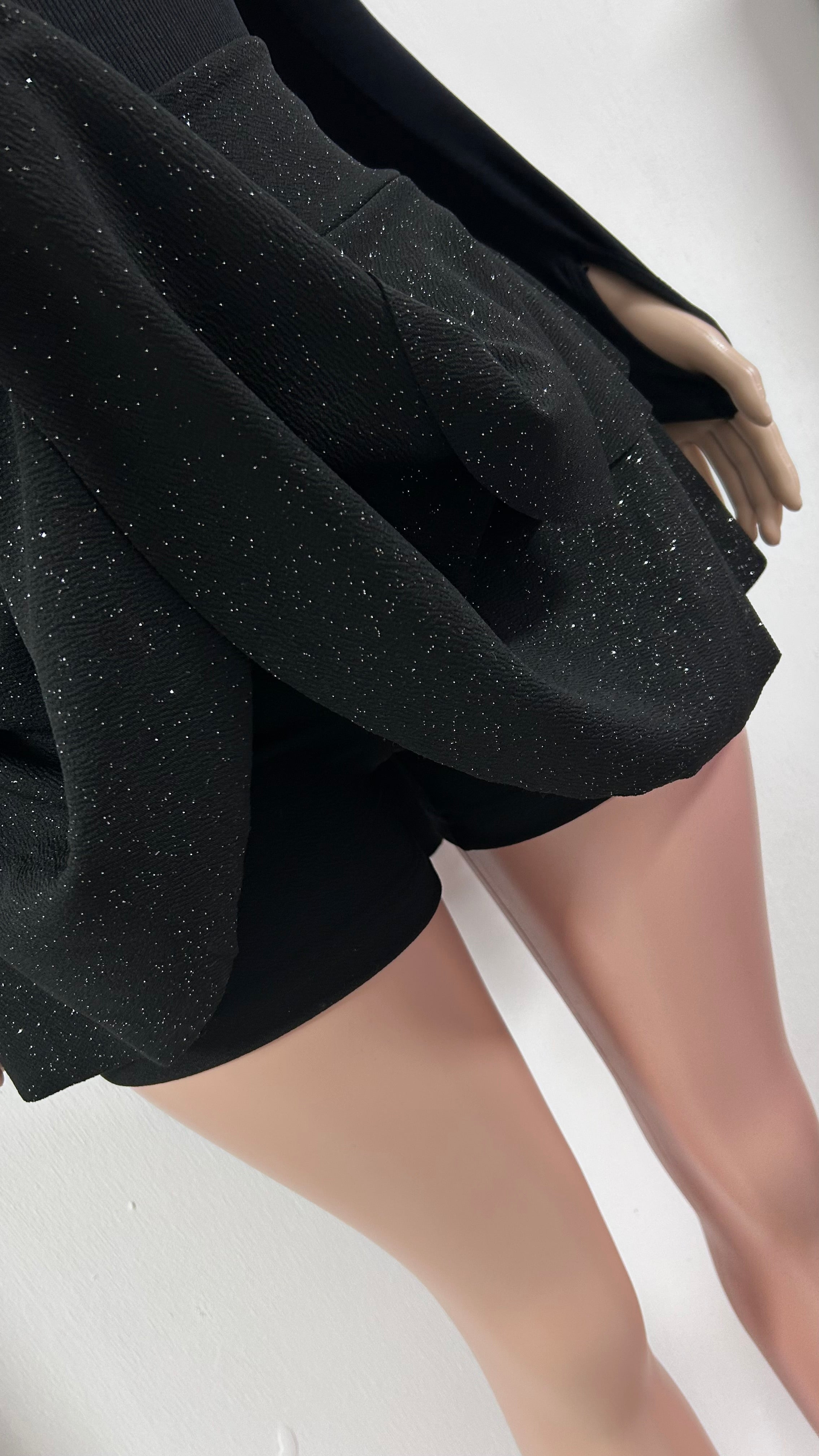 FALDA SHORT CAPAS