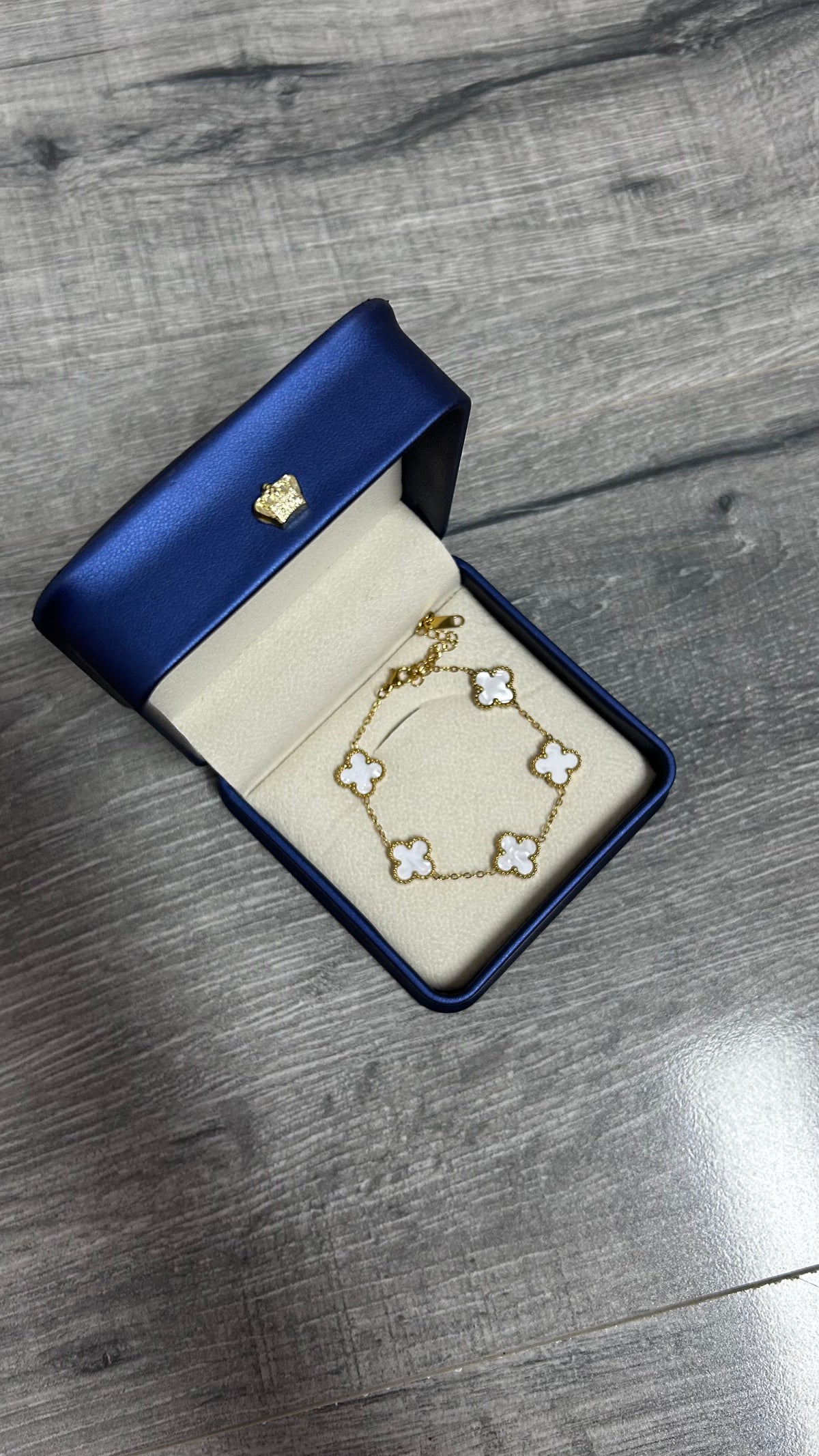 PULSERA ESTILO VC