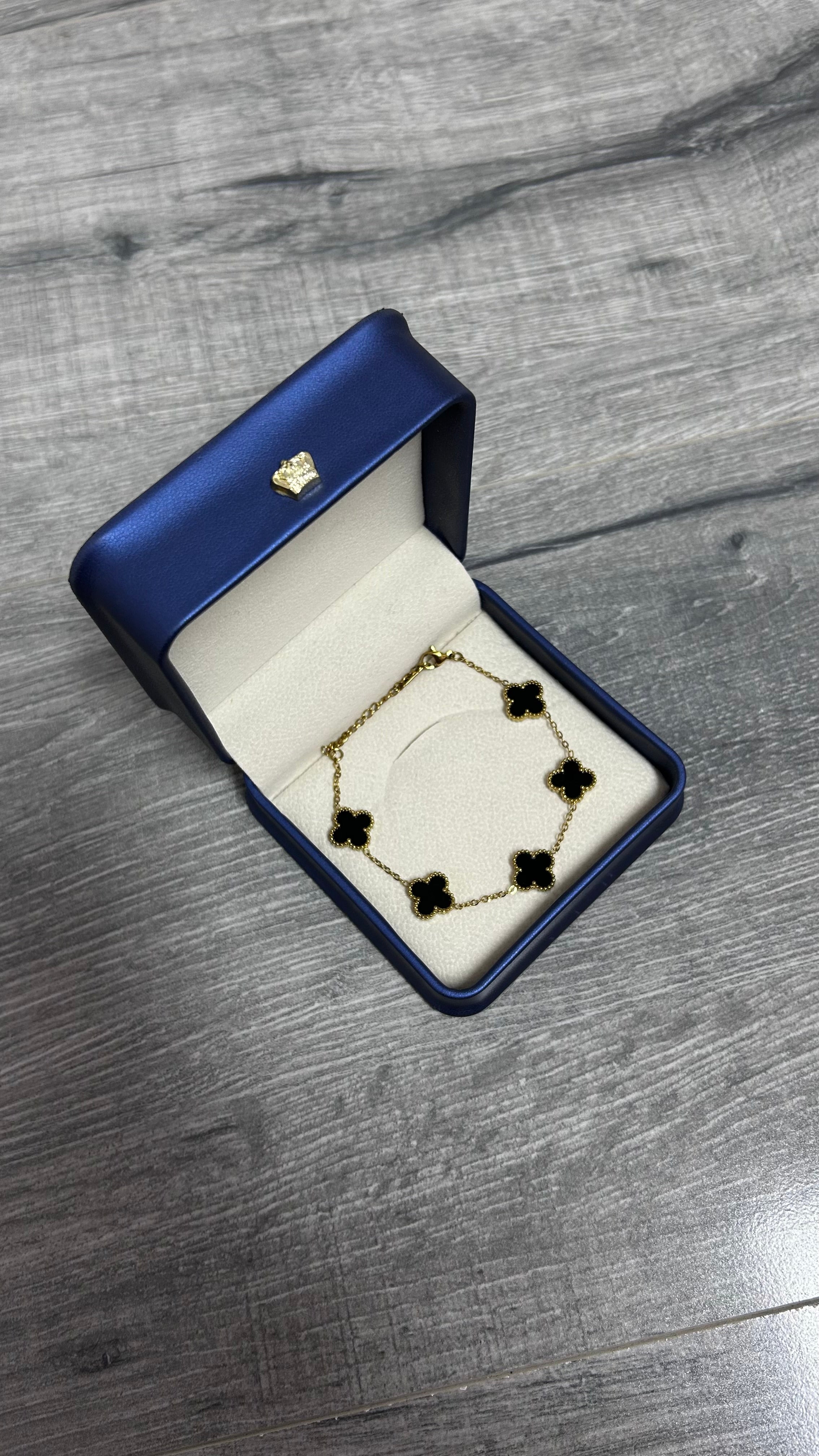 PULSERA ESTILO VC