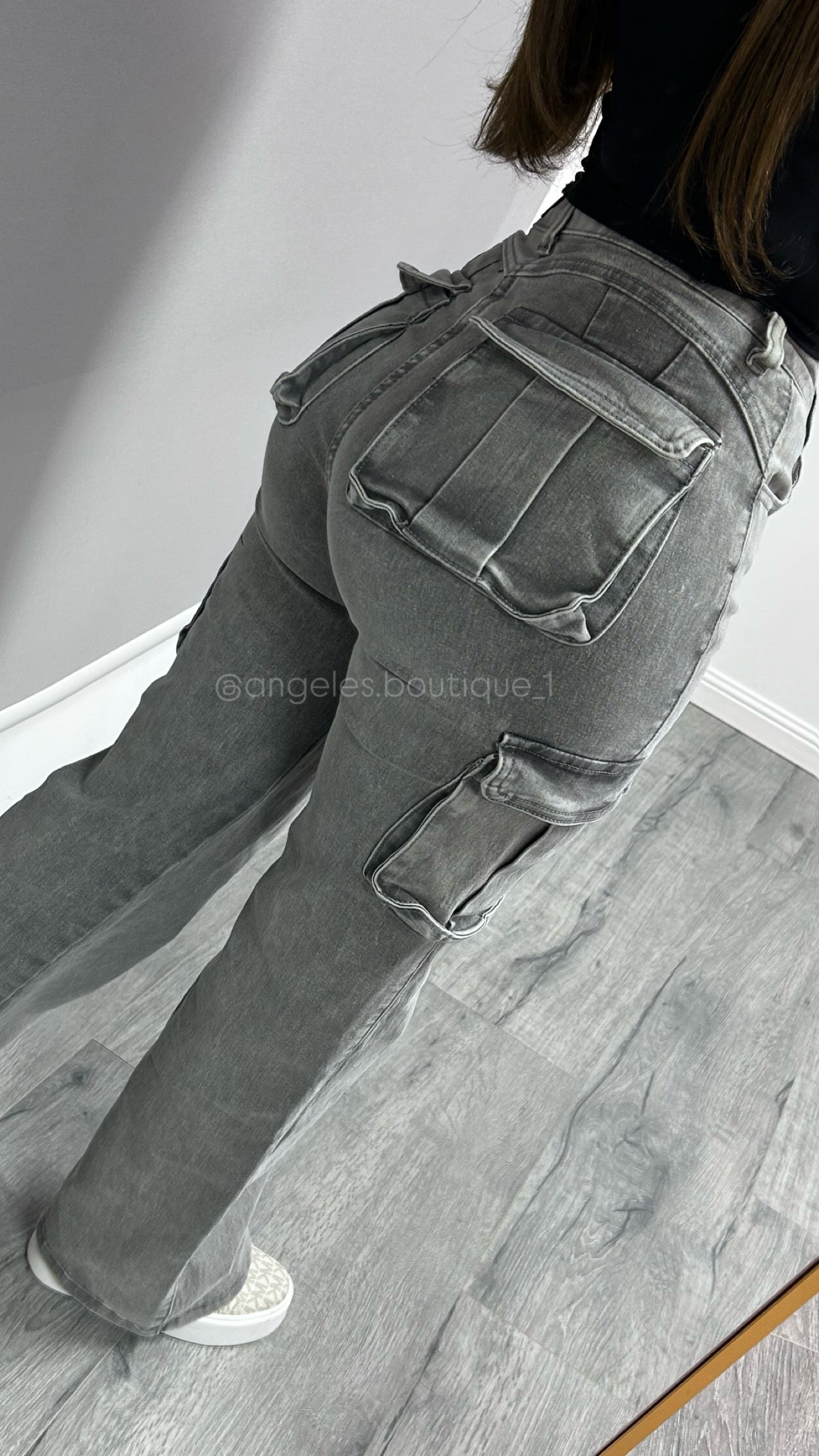 JEANS CARGO ESTILO FASHION NOVA