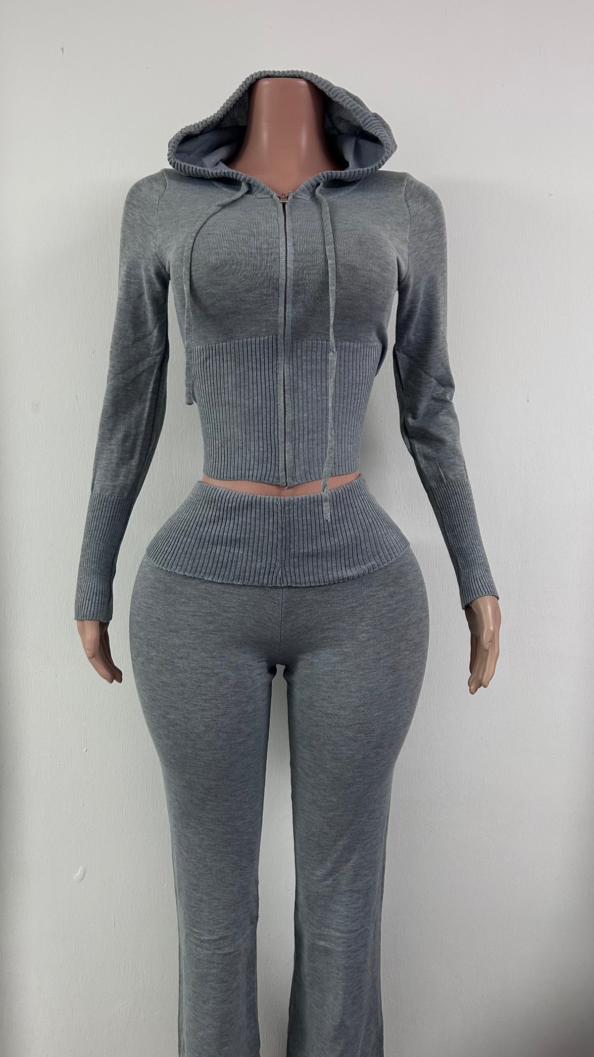 CONJUNTO LANILLA GRIS