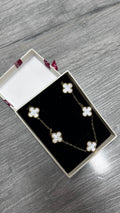 COLLAR ESTILO VC