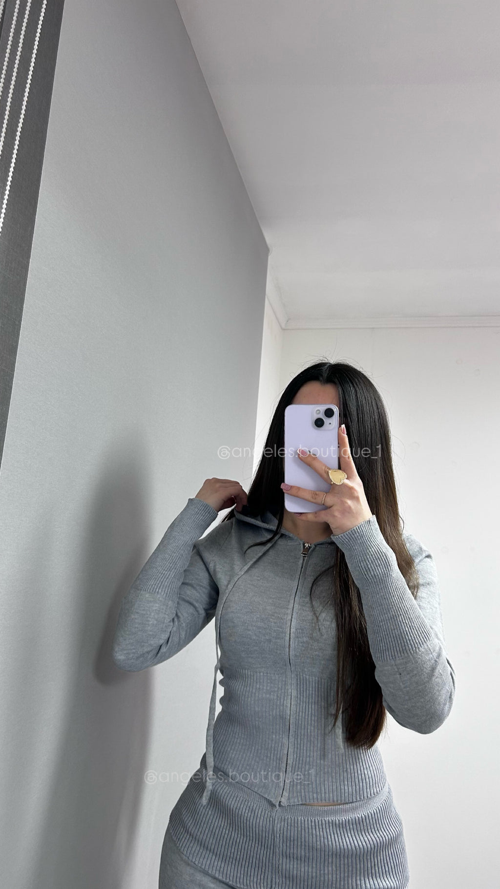 CONJUNTO LANILLA GRIS